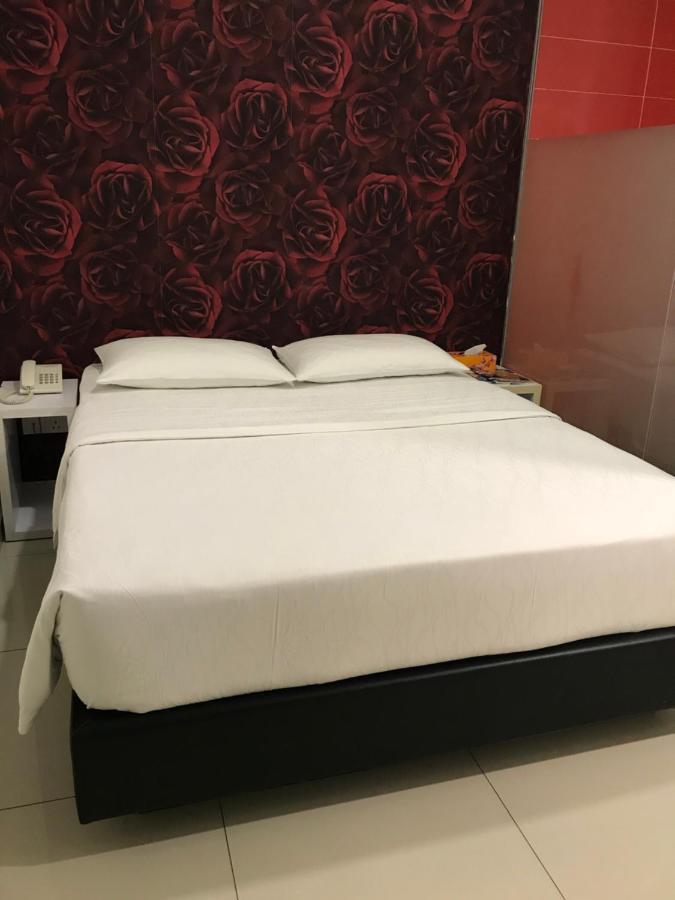 Goody Hotel Johor Bahru Dış mekan fotoğraf
