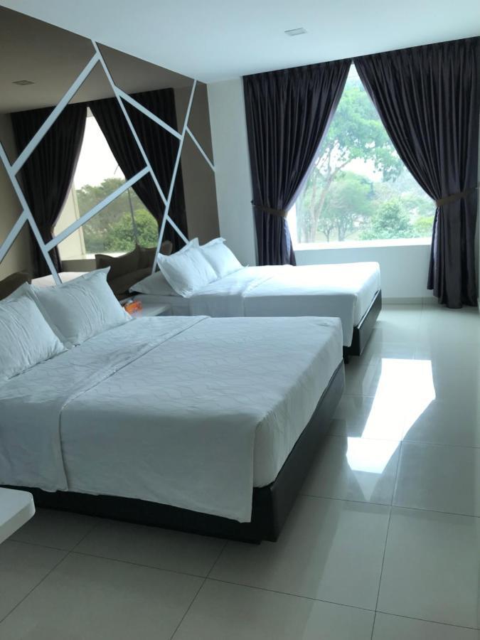 Goody Hotel Johor Bahru Dış mekan fotoğraf